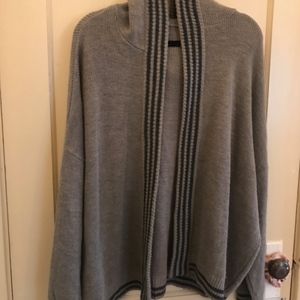 Hooded Urban Sweater